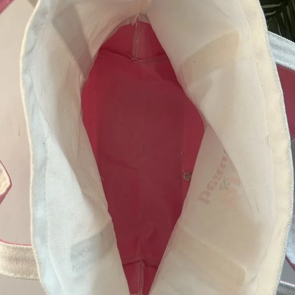 Women’s pink and white canvas tote and Barbie hat one size - Picture 10 of 10